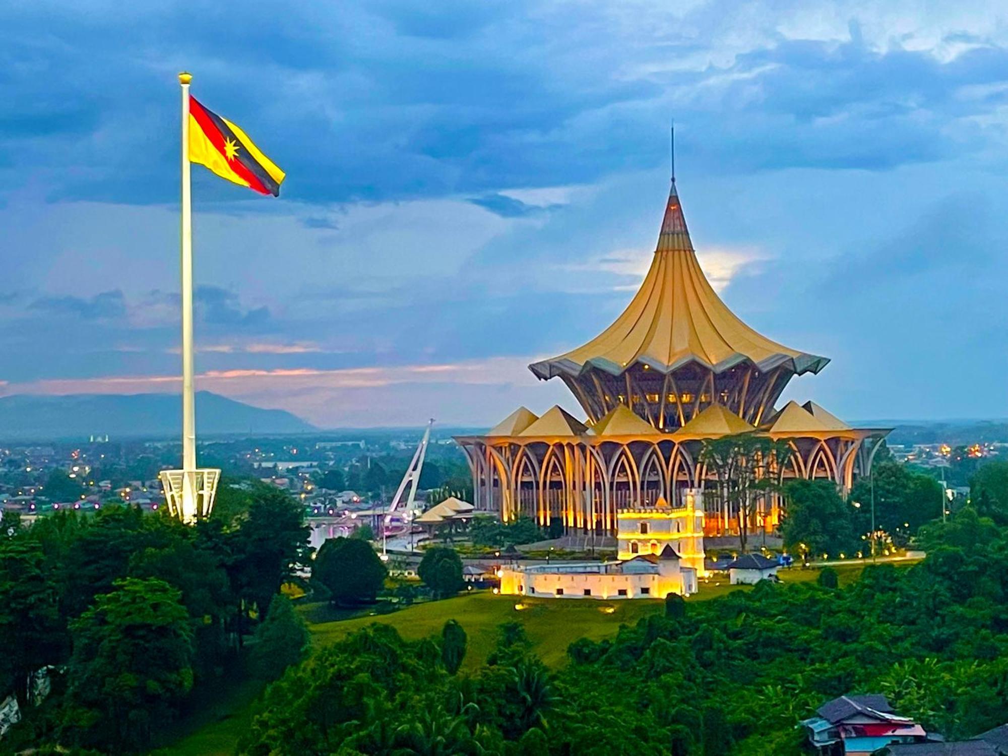 Kuching City Center Riverbank Suites With Marvelous River View 外观 照片