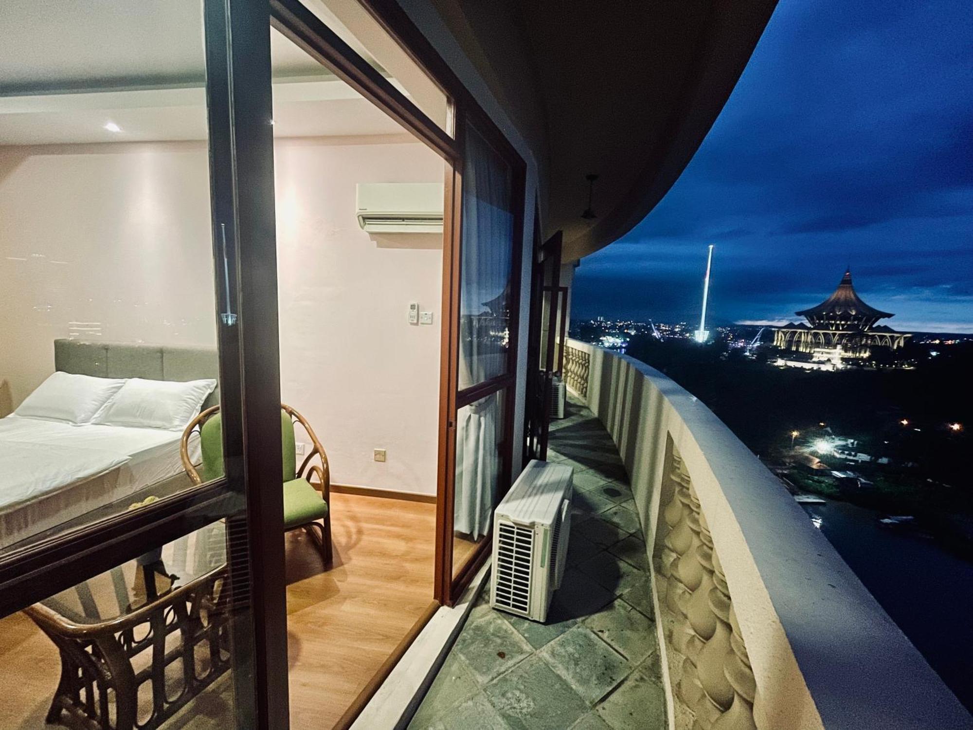 Kuching City Center Riverbank Suites With Marvelous River View 外观 照片