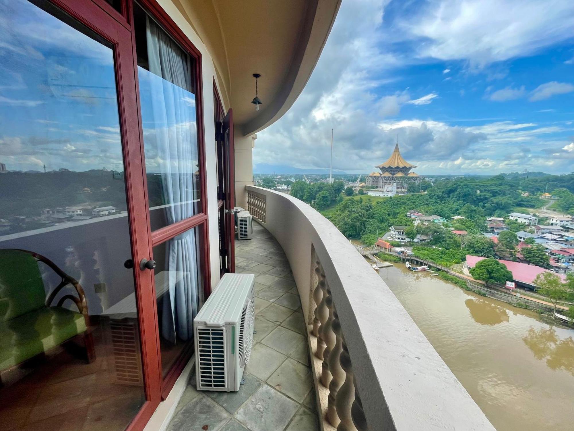 Kuching City Center Riverbank Suites With Marvelous River View 外观 照片