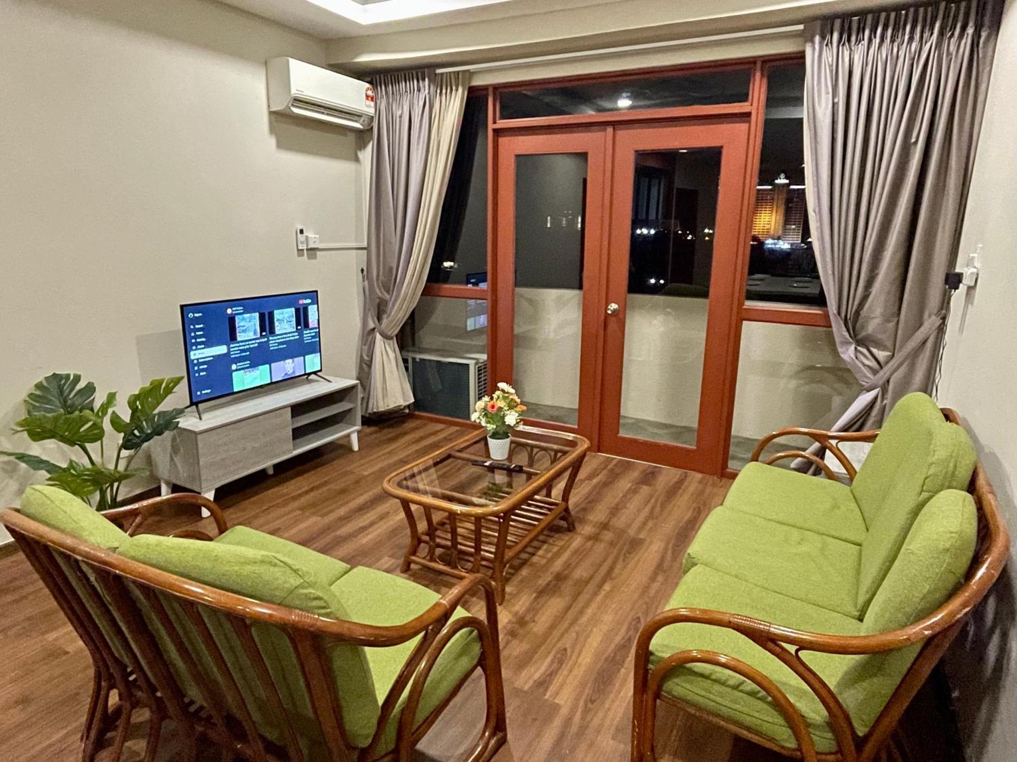 Kuching City Center Riverbank Suites With Marvelous River View 外观 照片